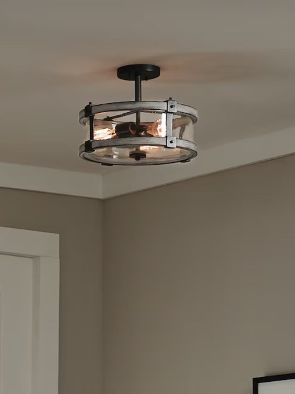 NEW Kichler Barrington 14.75-in Anvil Iron and Driftwood Indoor 3 -Light